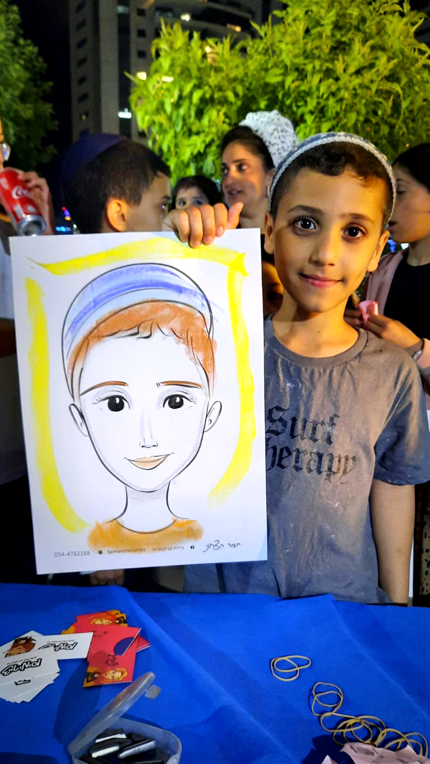 פוסטרים (14)